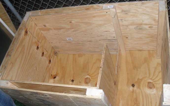 How To Build A Cheap Dog House - DIY and Home Improvement