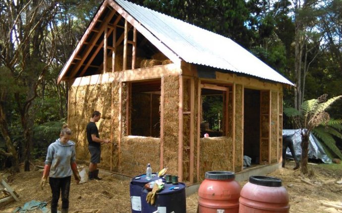 Our Attempt At Building A Small Straw Bale House For $15,